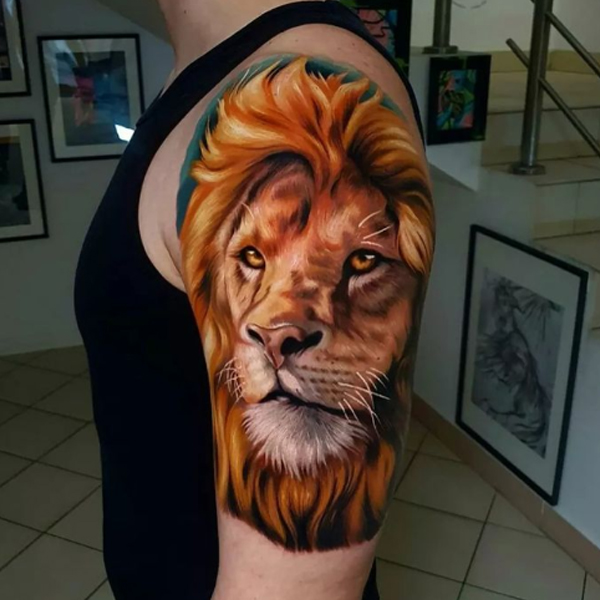 Stunning realistic lion design over the bicep