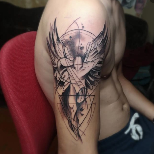 Creative customize abstract angel wings on the bicep